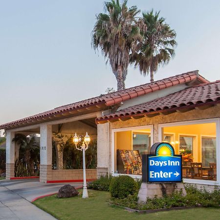 Days Inn By Wyndham Camarillo - Ventura Exteriör bild